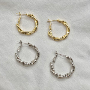 Twisted Hoop Earrings - Silver 925